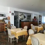 Capri Отель