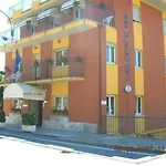 Capri Отель Леза