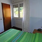 Отель Capri