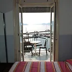 Capri 3*