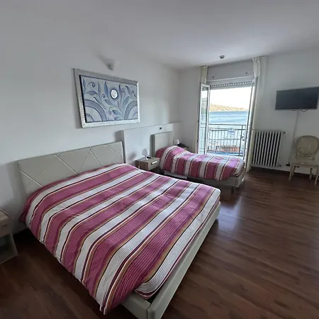 Hotel Capri 3*