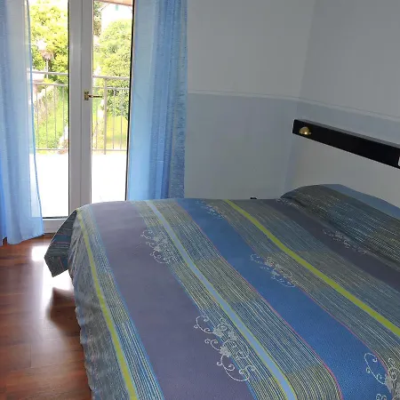 Hotel Capri Hotel Lesa