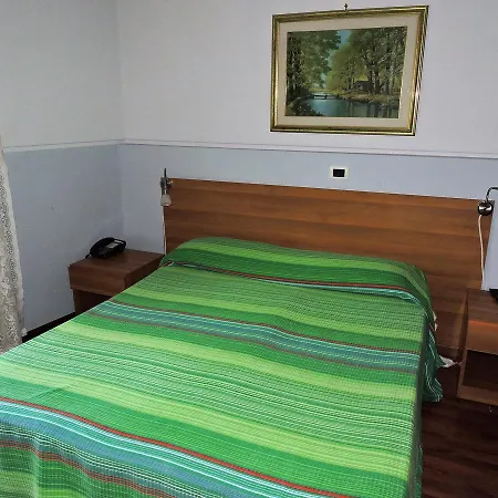 Hotel Capri Lesa