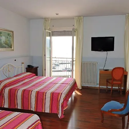 Hotel Capri Hotel 3*
