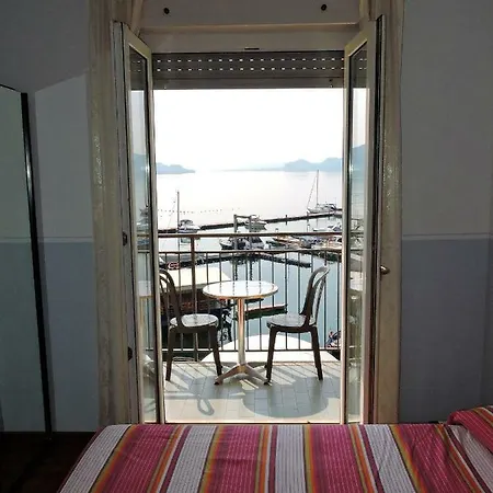 Hotel Capri 3*