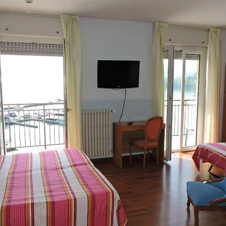 Capri Hotel 3*