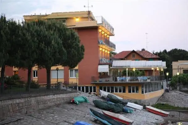 Ξενοδοχείο Capri 3*